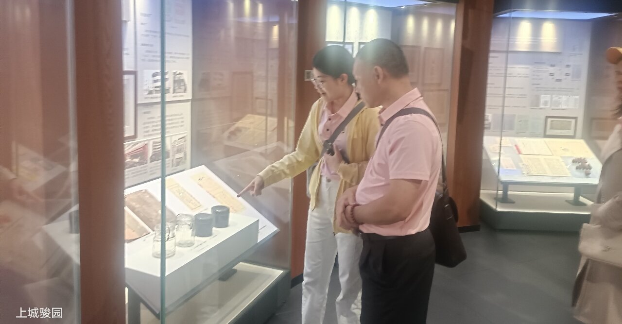 E92B824A-11E9-4269-BCBE-416766D97DA0-10813-00000219154DD657