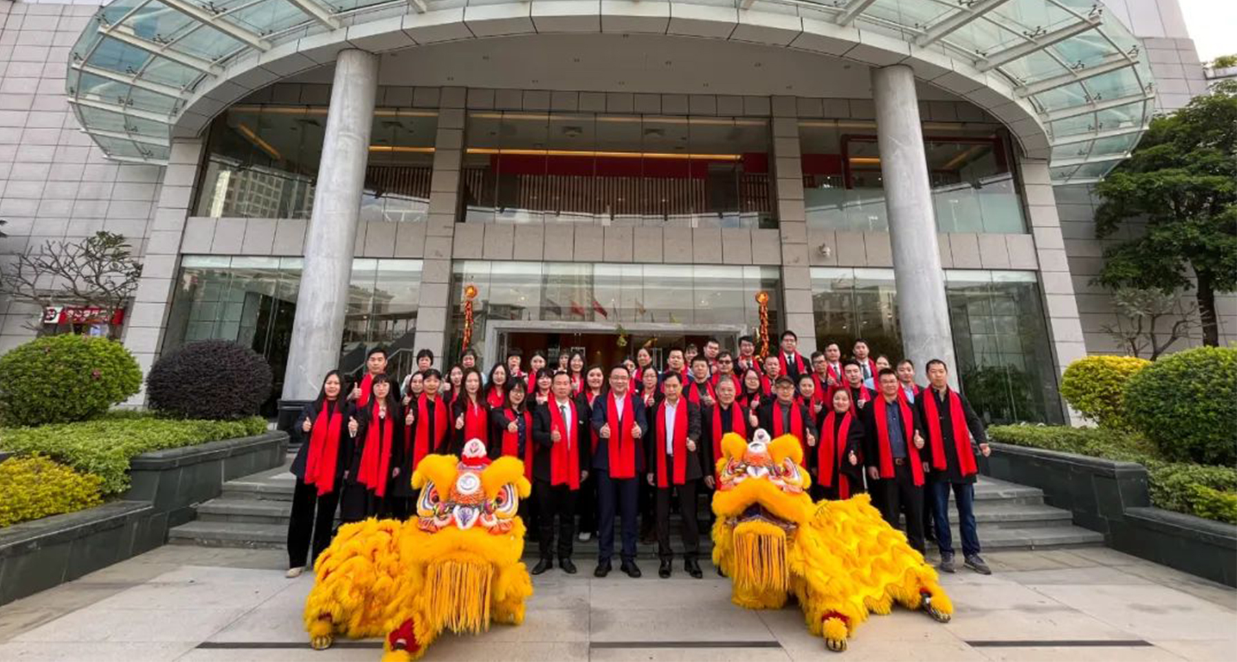 江门地总物业送祝福 | 兔年添福气 醒狮贺新春